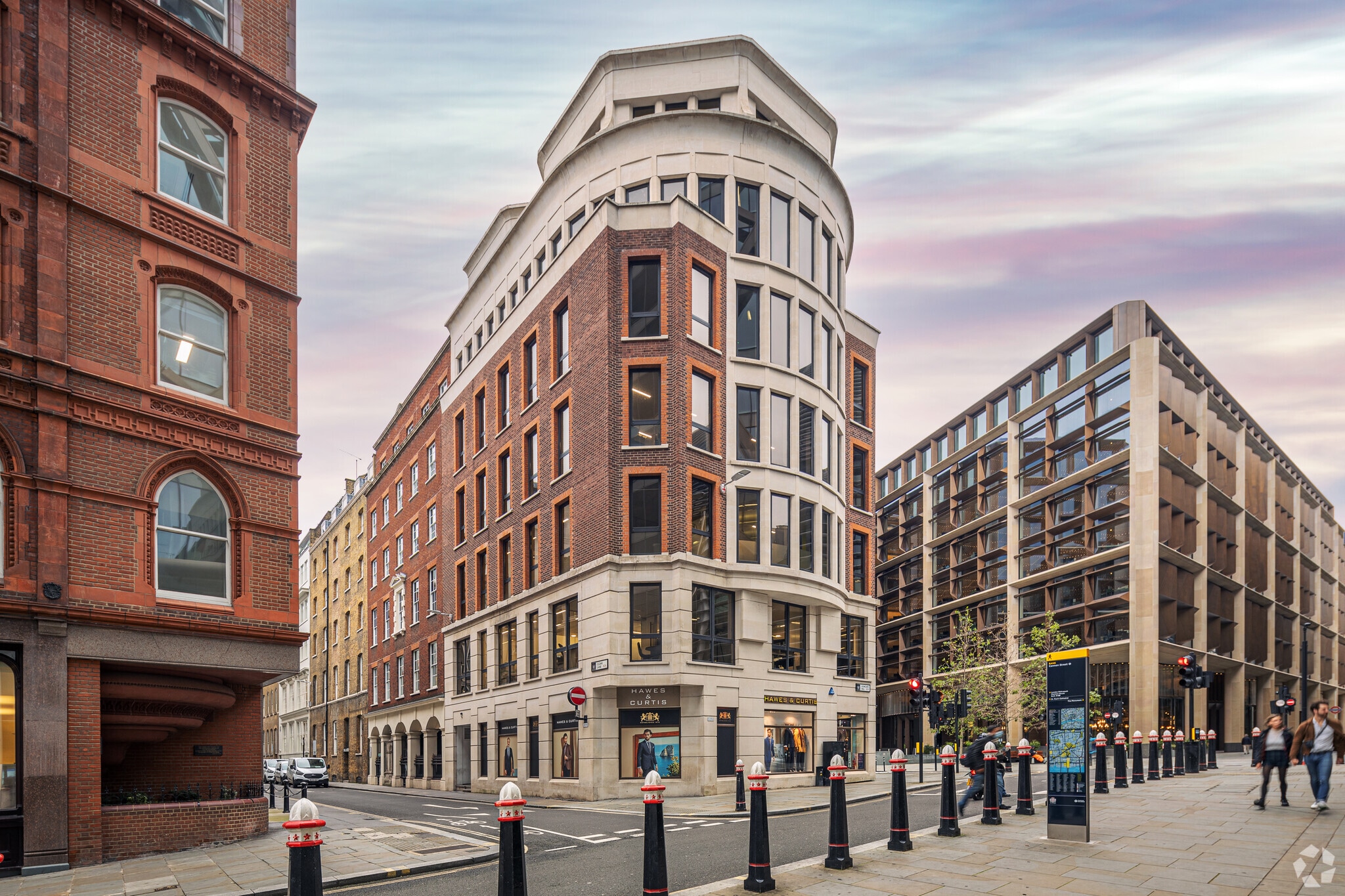 76 Cannon St, London to rent Building Photo- Image 1 of 15