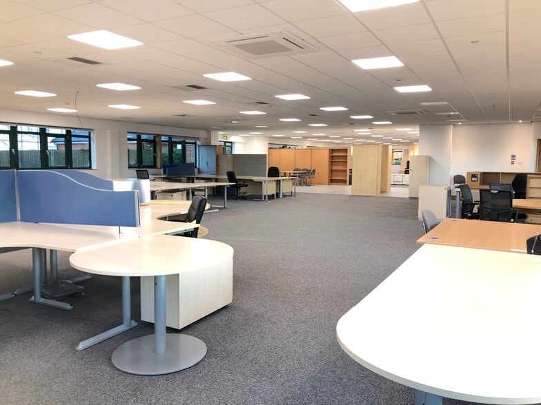 Cumnor Hl, Cumnor to rent - Interior Photo - Image 3 of 4