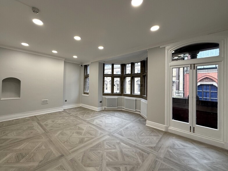 85-87 Cornwall St, Birmingham to rent - Interior Photo - Image 2 of 32