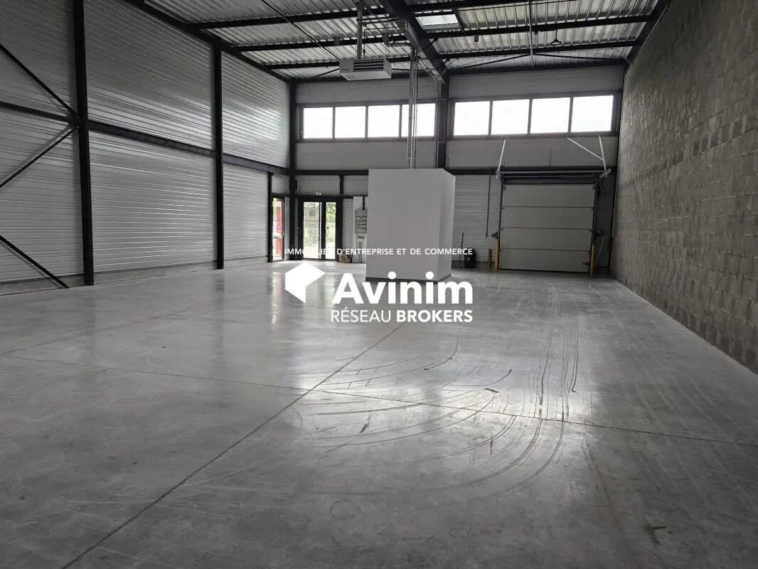 Light Industrial in Dijon to rent Interior Photo- Image 1 of 6