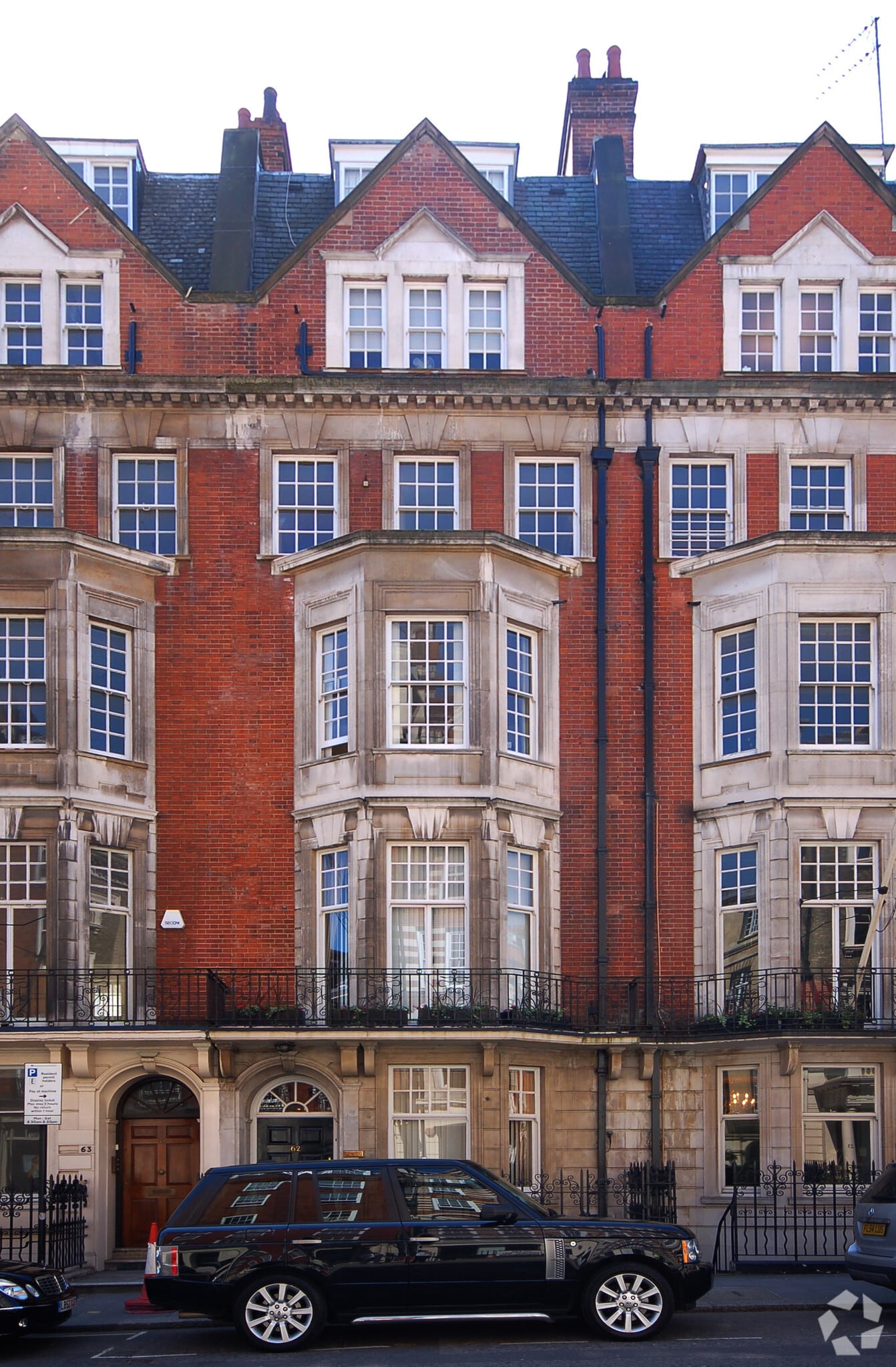 62 Grosvenor St, London to rent Primary Photo- Image 1 of 9