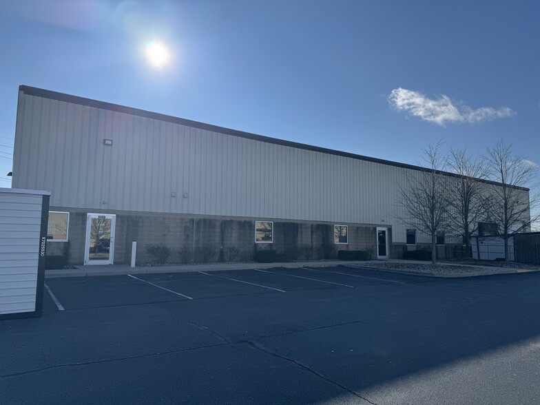 1400 Commerce Pky, Franklin, IN for rent - Building Photo - Image 1 of 4