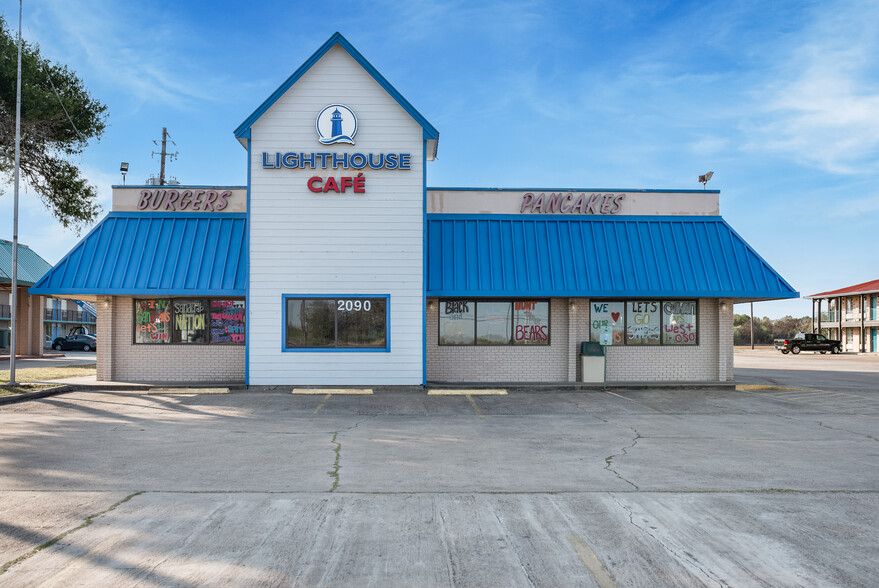 2090 State Highway 35 N, Port Lavaca, TX for sale - Primary Photo - Image 1 of 1