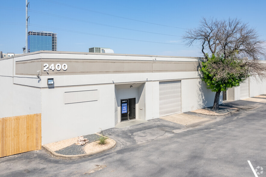 2340 W Braker Ln, Austin, TX for rent - Building Photo - Image 2 of 19