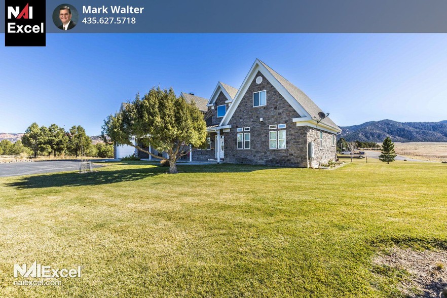 2250 E Paunsaugunt Cliffs Dr, Hatch, UT for sale - Primary Photo - Image 1 of 1