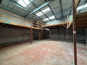 Barnard St, Warrington to rent Interior Photo- Image 1 of 5