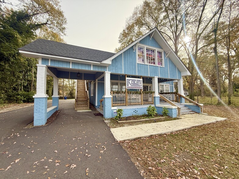 199 E Broad St, Winder, GA for sale - Building Photo - Image 1 of 13