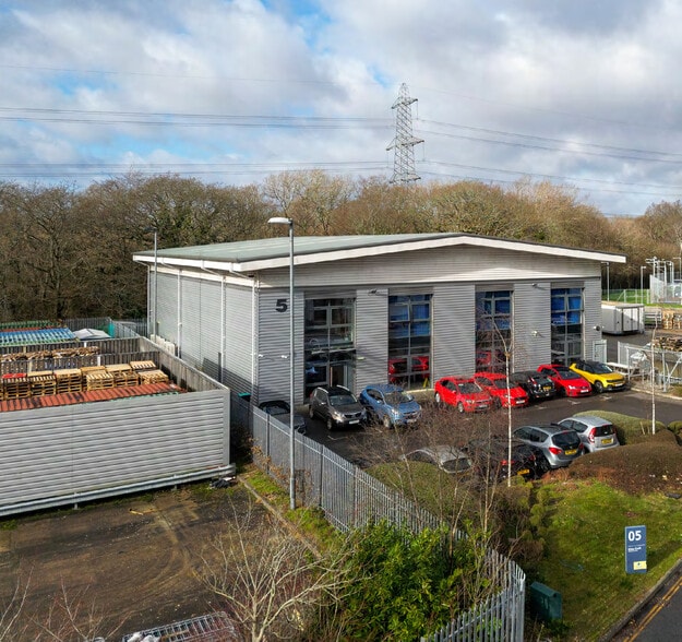 Kites Croft Business Park, Fareham to rent - Building Photo - Image 1 of 3
