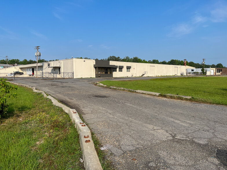 500 Rhinehart Rd, Pine Bluff, AR for sale - Building Photo - Image 1 of 16