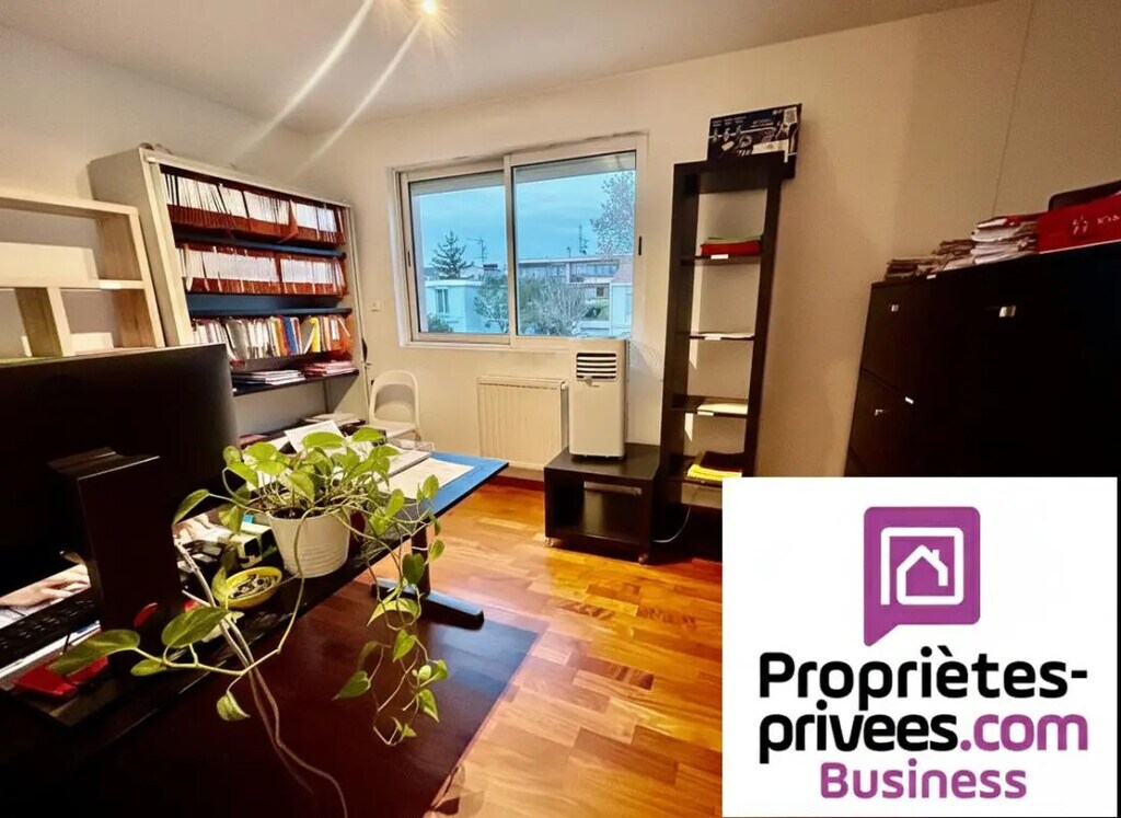 Location Bureaux 110 m² - Photo 1