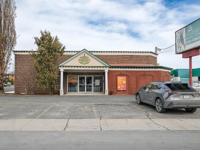 221 Rue Brébeuf, Beloeil, QC for sale - Building Photo - Image 1 of 4