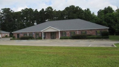 303A Mall Dr, McComb, MS for sale Building Photo- Image 1 of 1