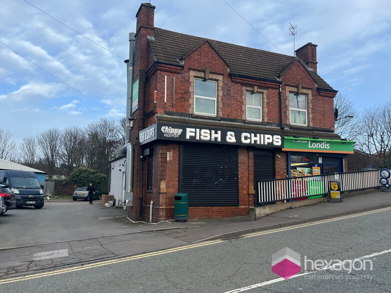 117-117A Powke Ln, Cradley Heath for rent - Building Photo - Image 1 of 1