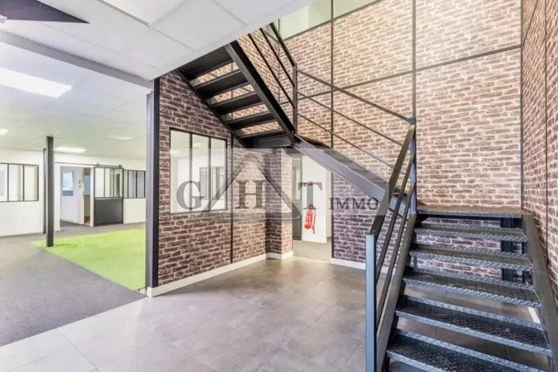 Industrial in Morangis to rent - Interior Photo - Image 3 of 10