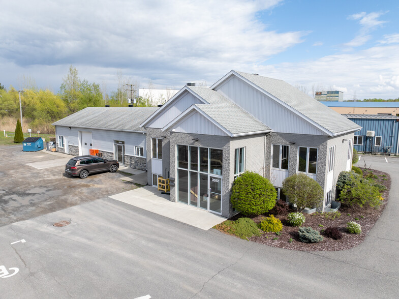 3051 Rue du Plateau, Vaudreuil-dorion, QC for rent - Building Photo - Image 2 of 34