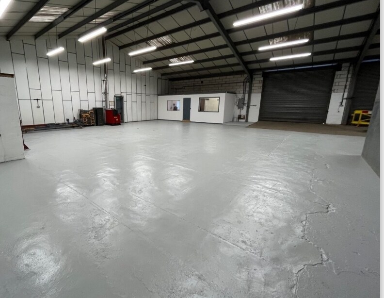 Commerce Way, Lawford to rent Interior Photo- Image 1 of 2