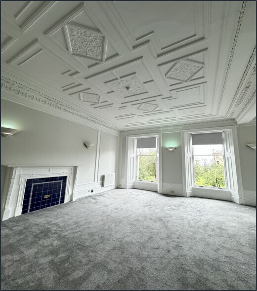 11 Park Circ, Glasgow to rent Interior Photo- Image 1 of 2