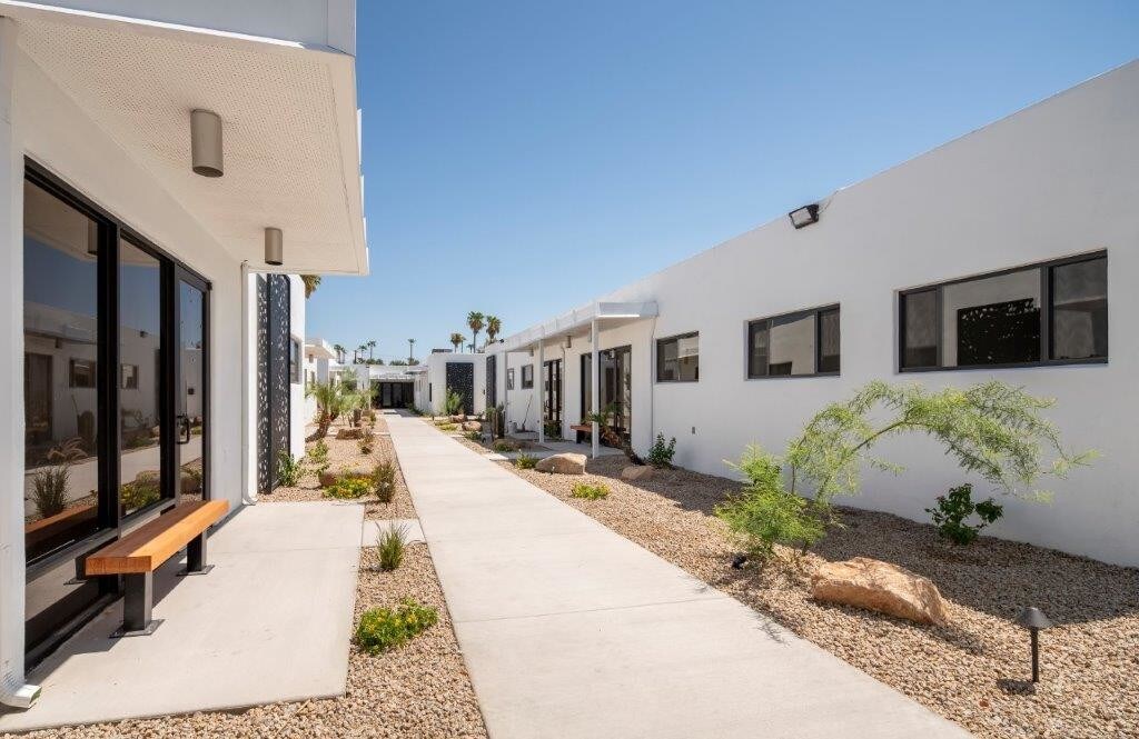 455 N Mesa Dr, Mesa, AZ to rent Building Photo- Image 1 of 10