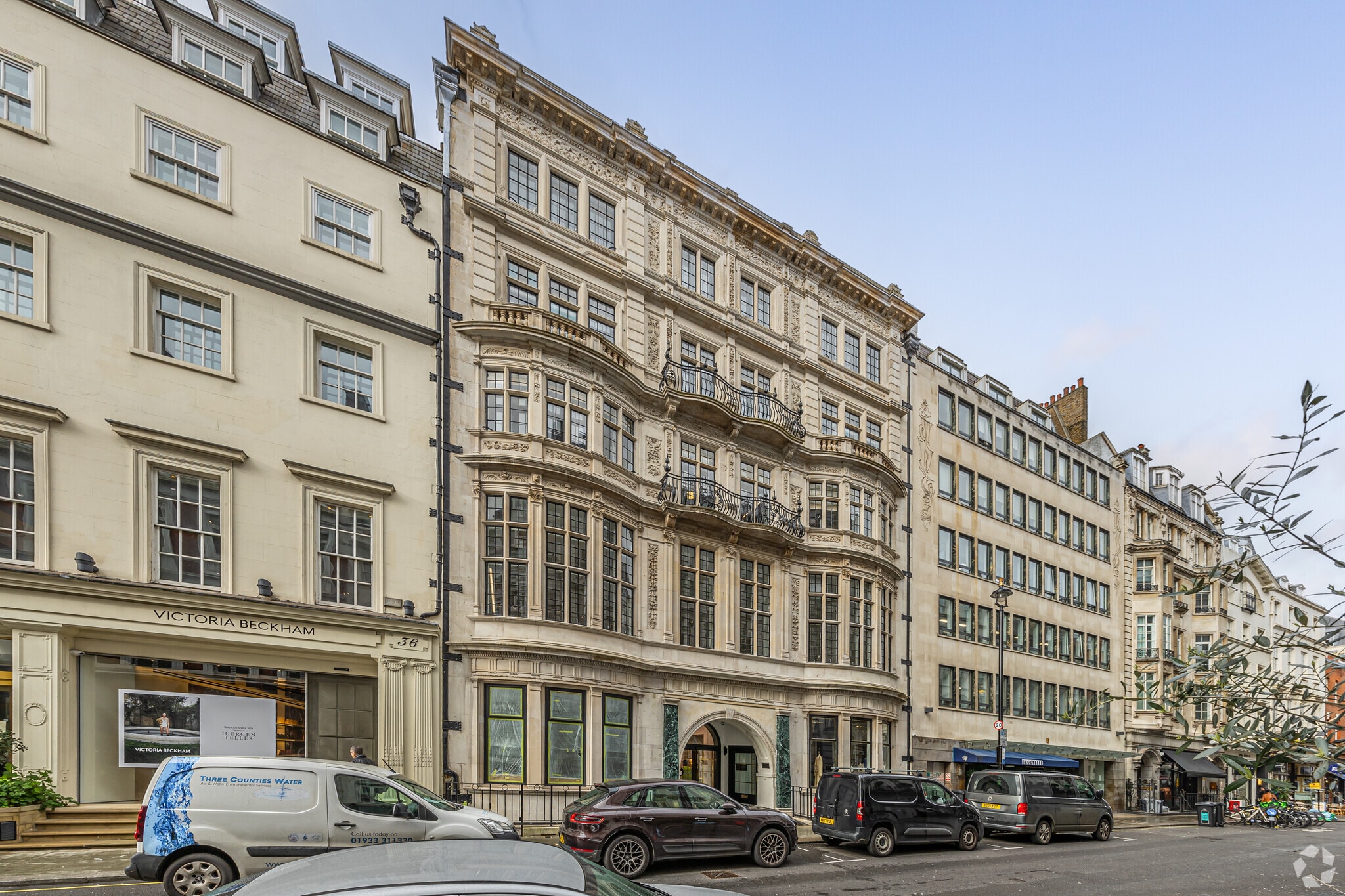 35 Dover St, London to rent Building Photo- Image 1 of 20