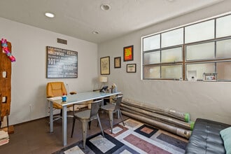 1108 Tamarind Ave, Los Angeles, CA for sale Interior Photo- Image 2 of 11