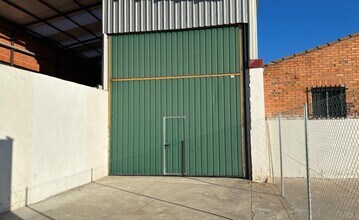 Industrial in Ávila, Ávila to rent Interior Photo- Image 1 of 4