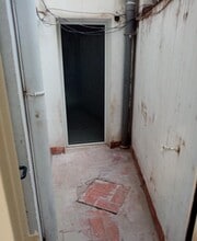 Retail in Barcelona, Barcelona to rent Interior Photo- Image 2 of 6