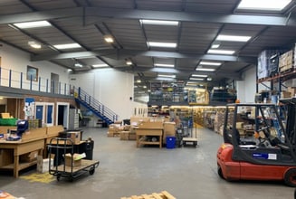 14-16 Lilac Grv, Nottingham to rent Interior Photo- Image 2 of 2