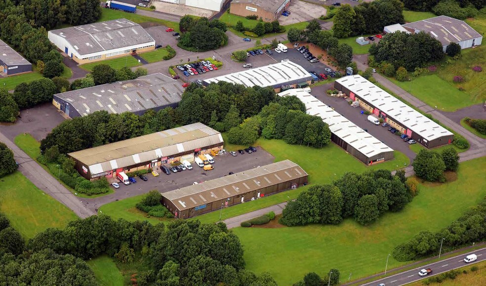 Tweedbank Dr, Galashiels to rent - Building Photo - Image 3 of 5