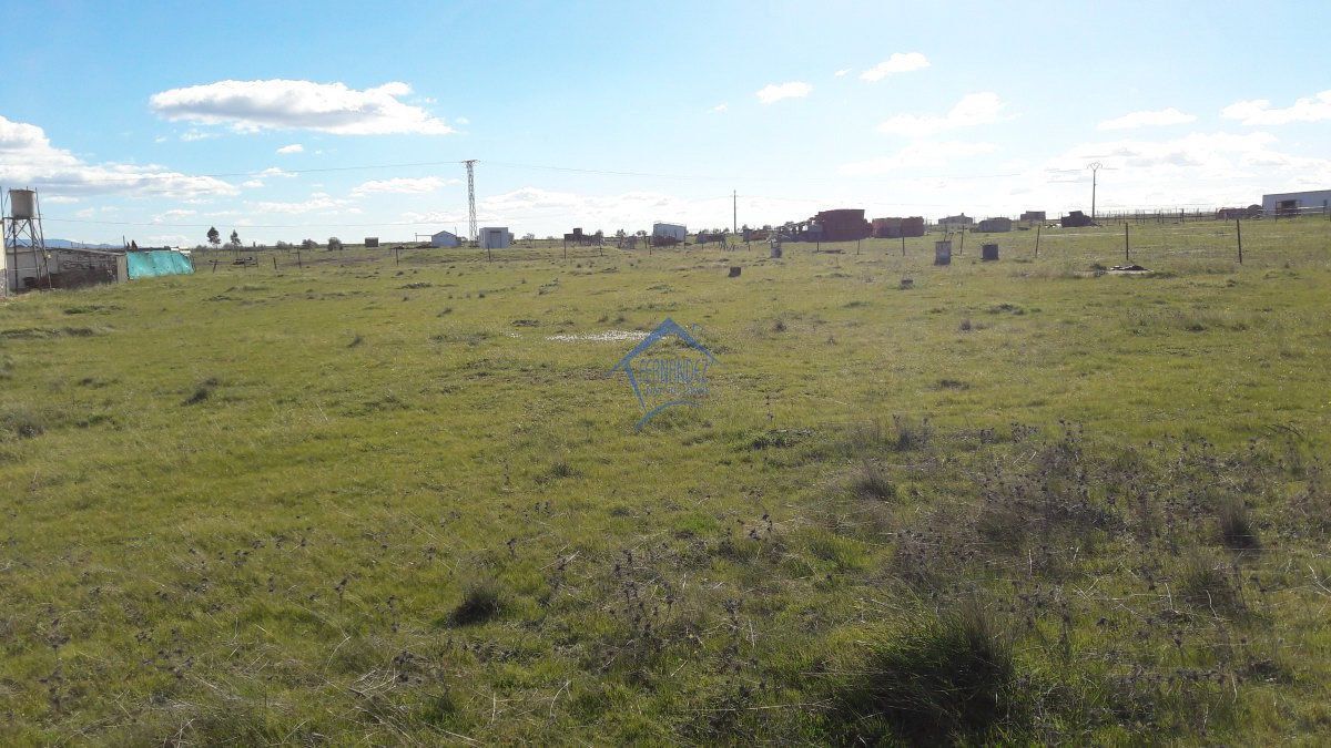 Land in Sierra de Fuentes for sale Building Photo- Image 1 of 7