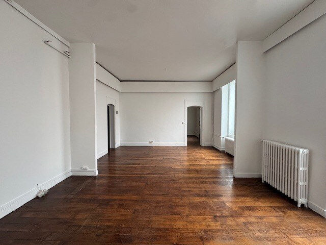 19 Rue Périer, Montrouge, HDS 92120 -  -  - Interior Photo - Image 1 of 9