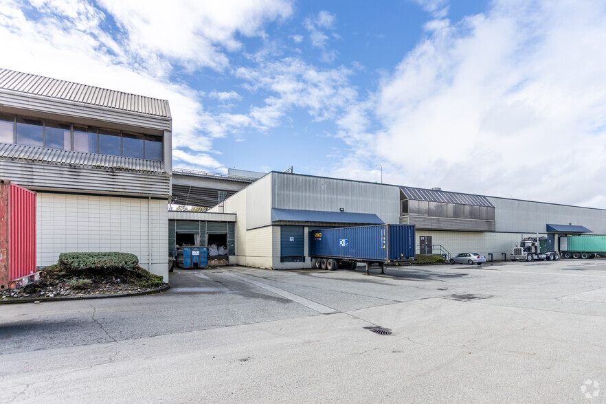 530-590 Chester Rd, Delta, BC for rent - Primary Photo - Image 1 of 5