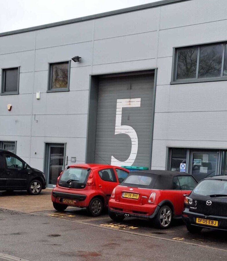 Elmbridge Rd, Cranleigh, GU6 8ND Williams Court UK