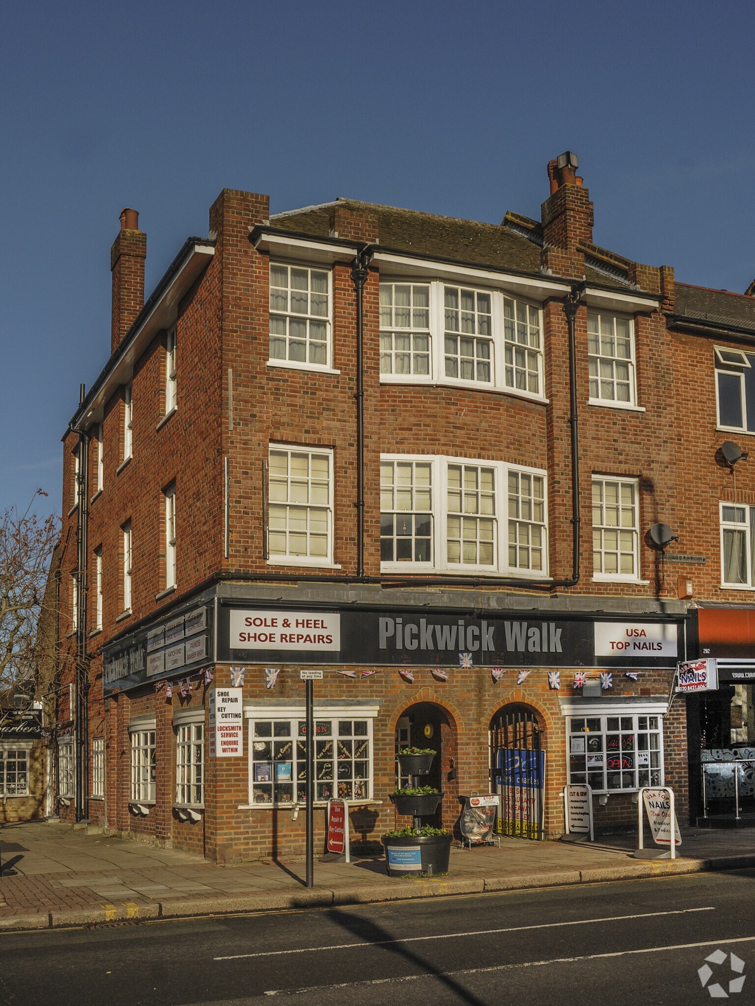 Uxbridge Rd, Pinner for sale Primary Photo- Image 1 of 1