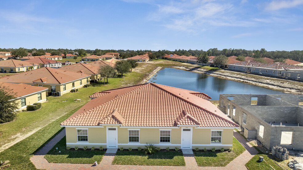 1812 Coriander Dr, Poinciana, FL for sale - Primary Photo - Image 2 of 25