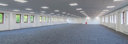 Greenways Business Park, Chippenham to rent Interior Photo- Image 1 of 1