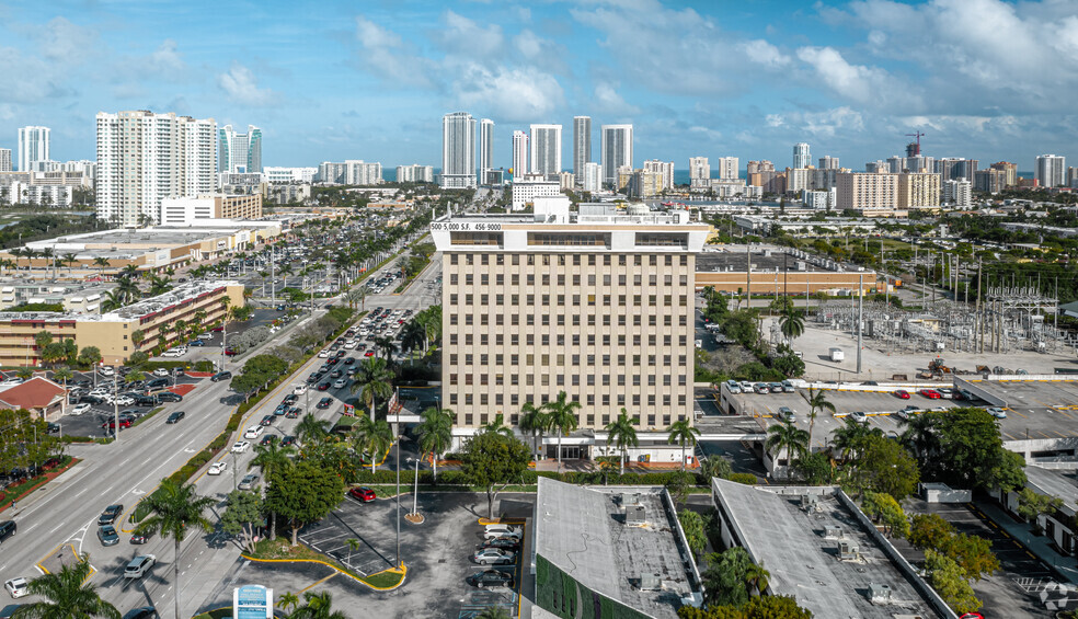 1250 E Hallandale Beach Blvd, Hallandale Beach, FL for rent - Aerial - Image 3 of 47