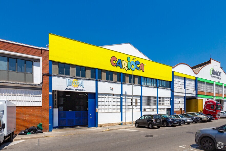 Industrial in L'Hospitalet de Llobregat, Barcelona to rent - Building Photo - Image 2 of 3