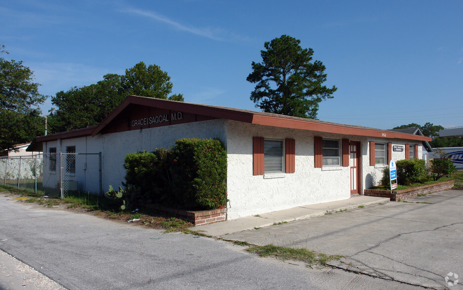 962 St Johns Bluff Rd, Jacksonville, FL for sale - Building Photo - Image 2 of 4