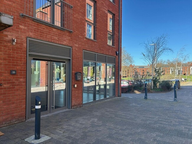 More details for Unit 10, Elms Walk, Wokingham - Retail to Rent