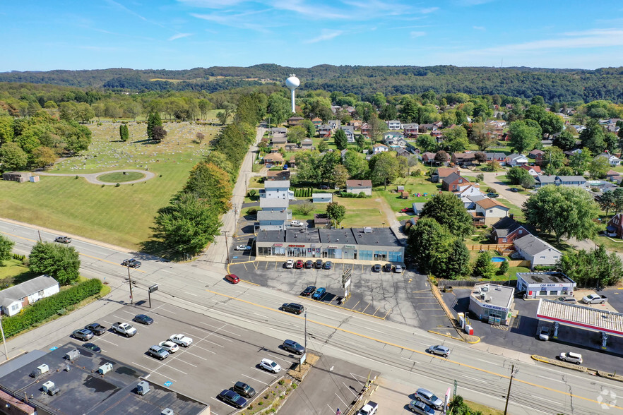 2604-2620 Freeport Rd, Natrona Heights, PA for rent - Aerial - Image 2 of 2