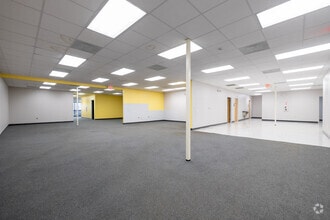 5730-5892 S Semoran Blvd, Orlando, FL to rent Interior Photo- Image 1 of 1