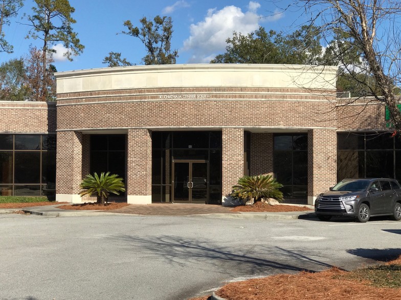 10 Chatham Center South Dr, Savannah, GA for sale - Building Photo - Image 1 of 1