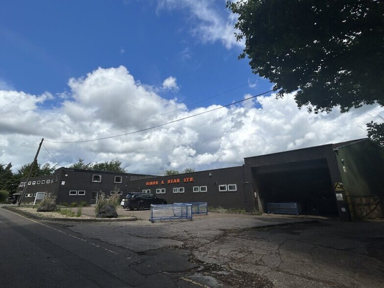 Brickyard Ln, Studley for sale - Building Photo - Image 2 of 3