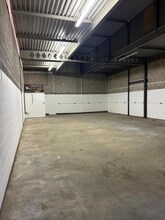 Dewhurst Row, Preston to rent Interior Photo- Image 2 of 5