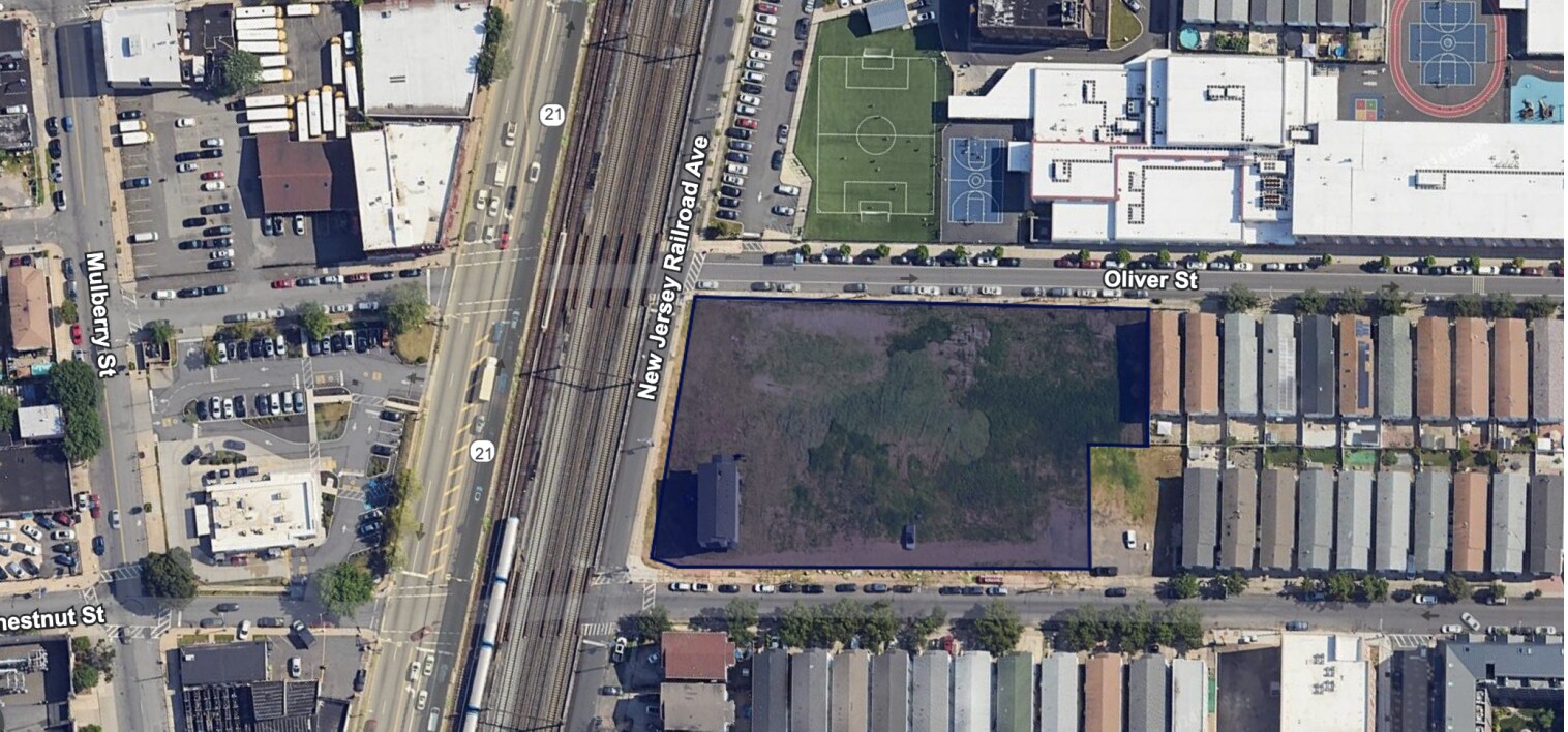 43-47 Oliver st, Newark, NJ to rent Building Photo- Image 1 of 3