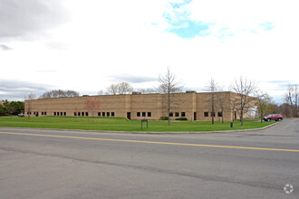 4 Airport Park Blvd, Latham, NY for sale Primary Photo- Image 1 of 1