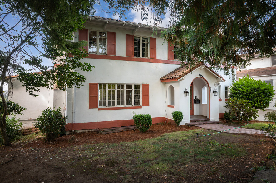 505 10th St, Oregon City, OR for sale - Primary Photo - Image 1 of 2