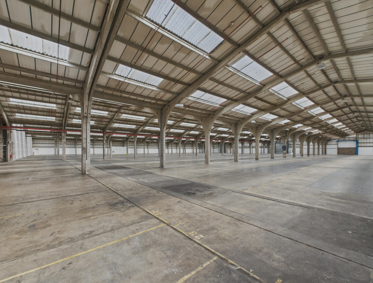 Glendale Ave, Deeside to rent Interior Photo- Image 1 of 2