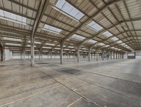 Glendale Ave, Deeside to rent Interior Photo- Image 1 of 2