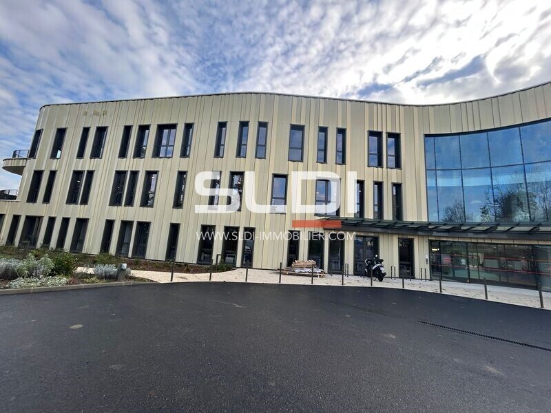 Rue Sans Souci, Limonest to rent Building Photo- Image 1 of 12